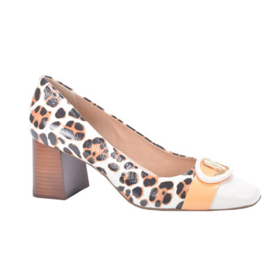 SCARPIN ANIMAL PRINT CON PUNTA BLANCA