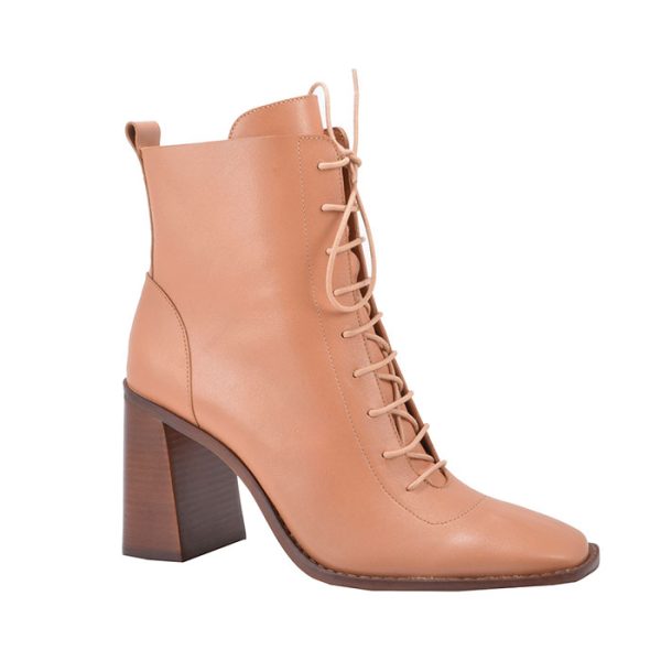BOTIN CARAMEL CON CORDON Y TACO DE MADERA