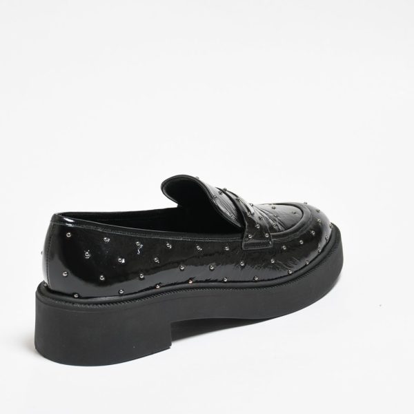 MOCASIN CUERO CRINKLE TACHAS NEGRO - Imagen 2