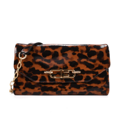 CLUTCH CUERO CRINKLE ANIMAL PRINT