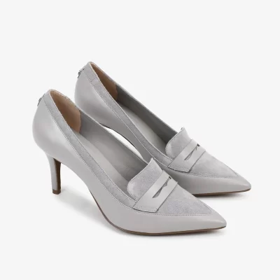 A+ SCARPIN CUERO GRIS