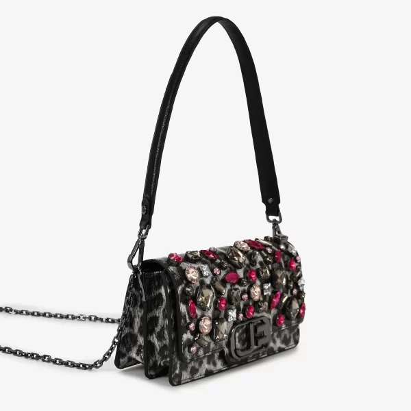 A+ . CARTERA CUERO PRINT PEDRERIA PRETO /FUCSIA - Imagen 2