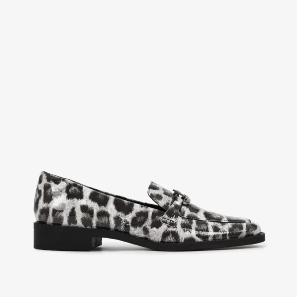 A+ . MOCASIN COURO GLOW ANIMAL PRIN BLANC/PRETO