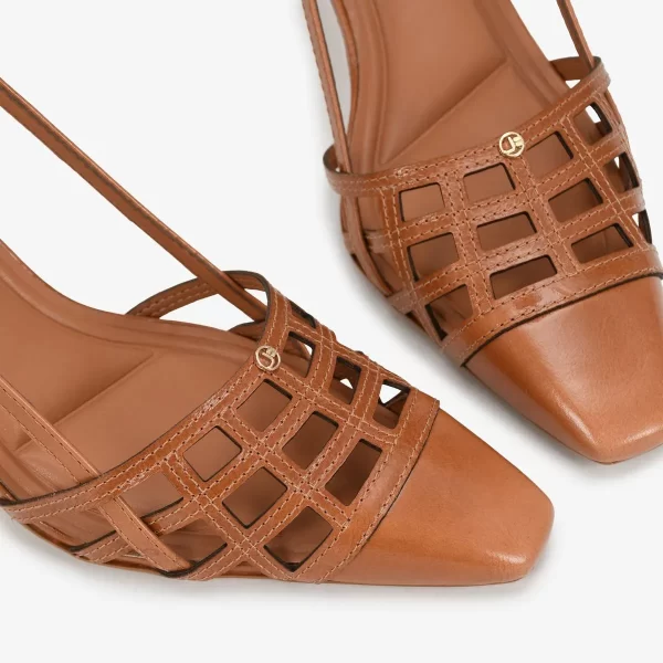 A+ . SLINGBACK COURO CASEINADO ALMENDRA - Imagen 6