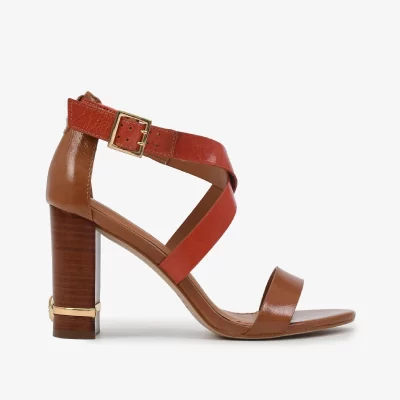 SANDALIA CUERO CASEINADO VITRO ALMENDRA