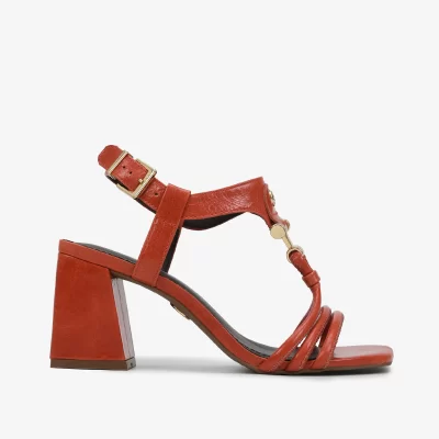 SANDALIA CUERO CASEINADO LIRIO