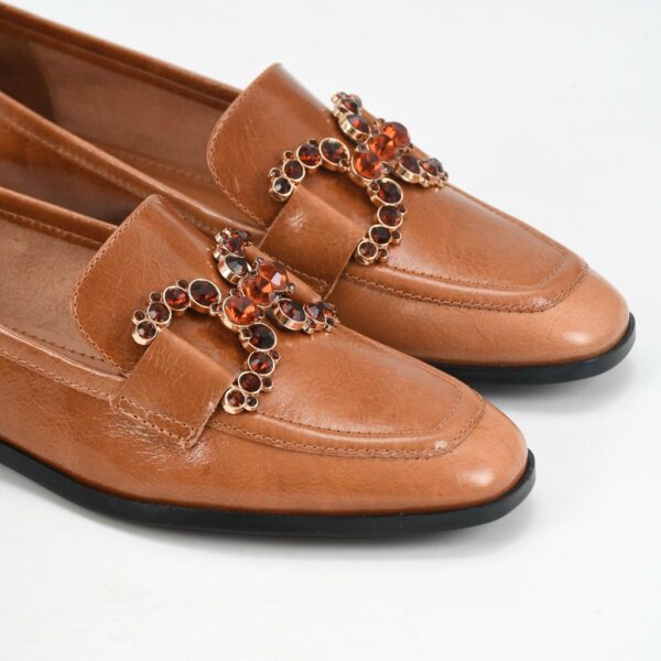 A+ MOCASIN CASEINADO ALMENDRA - Imagen 2