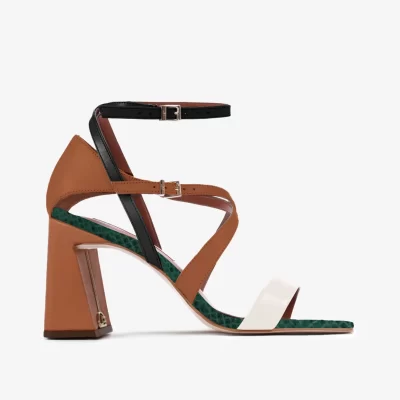 SANDALIA CUERO NAPA ALMENDRA