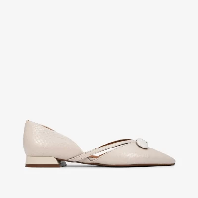 FLAT CUERO CASEINADO OFF WHITE