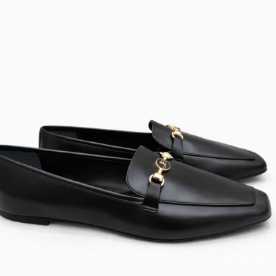 Mocasín cuero negro clásico