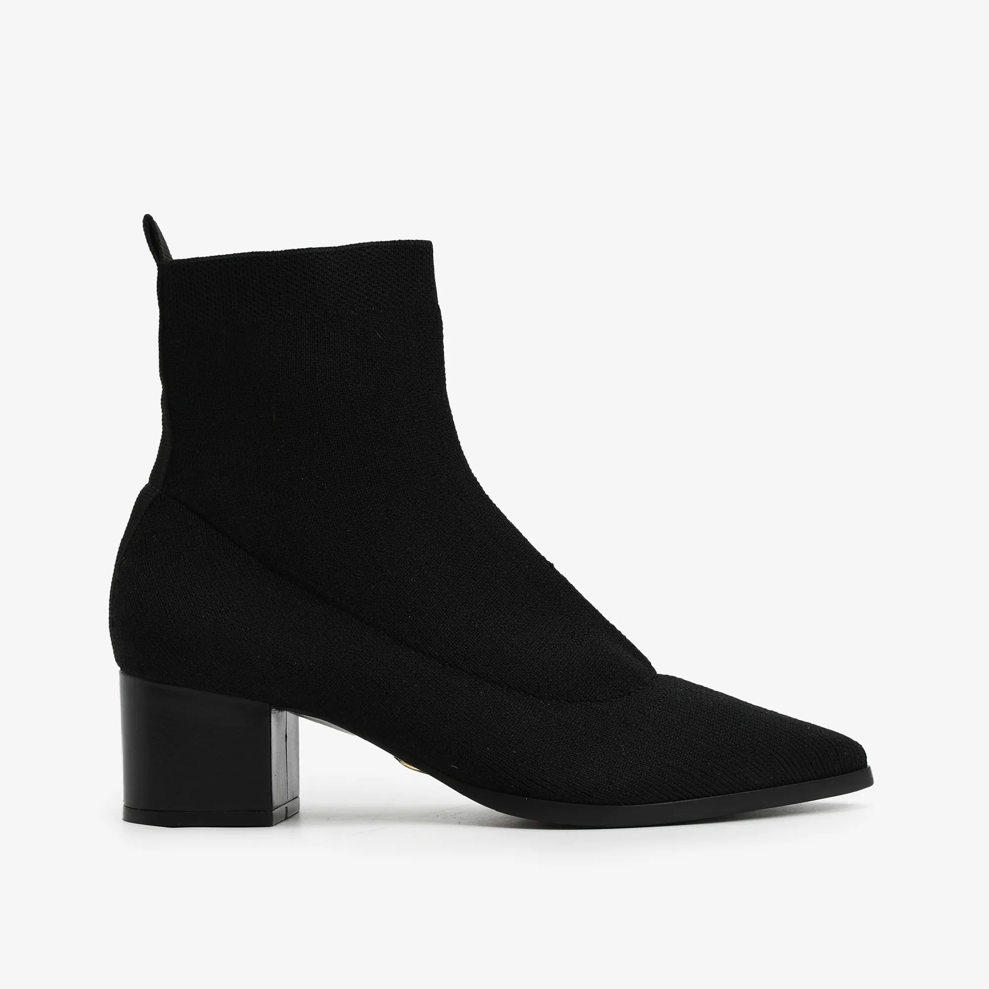 Botín cuero con knit negro