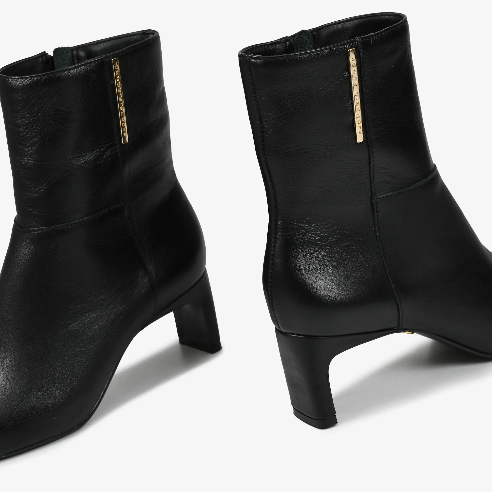 Botín cuero negro taco en barra - Imagen 3