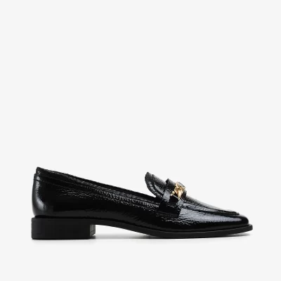 Mocasin cuero verniz show negro