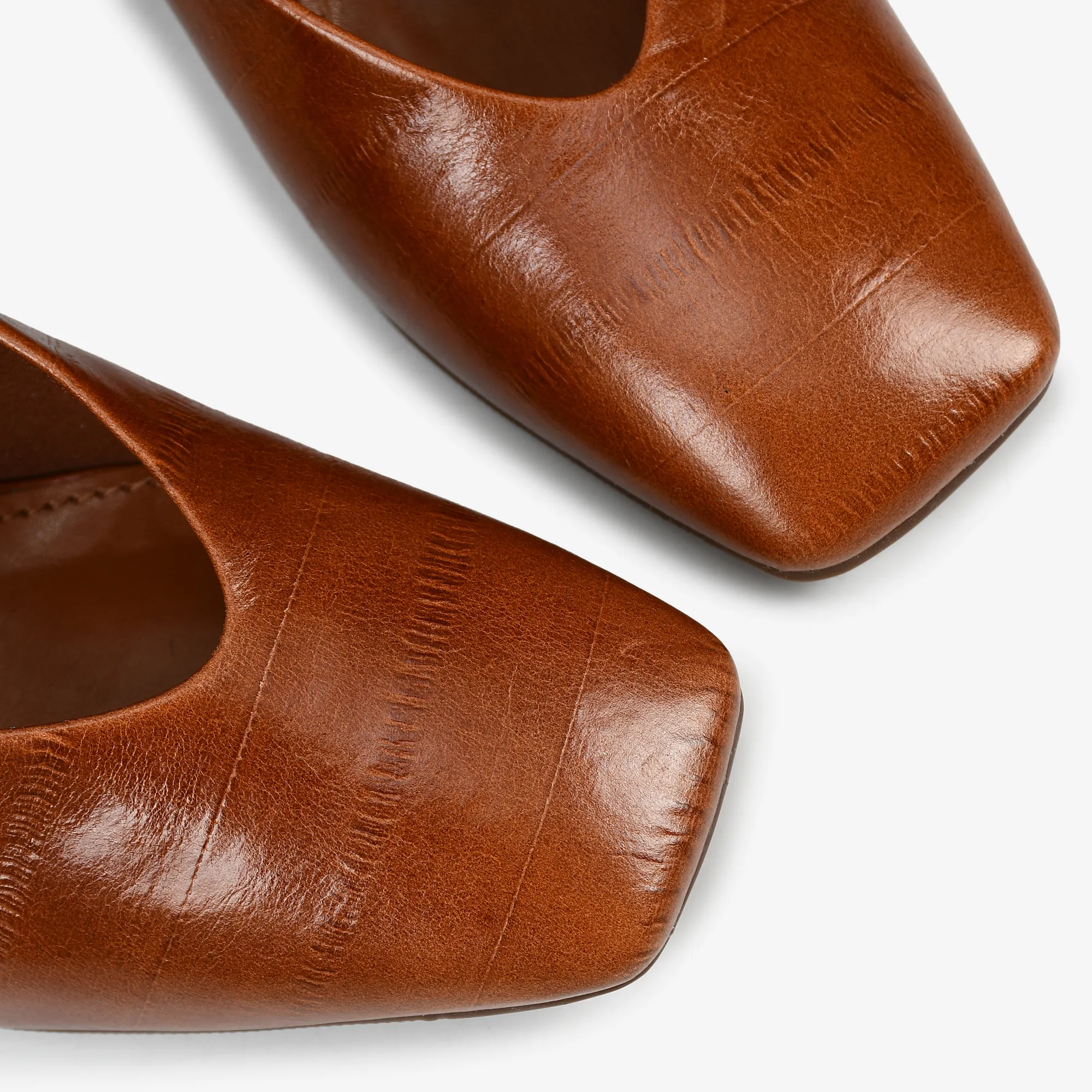 Slingback Cuero croco tabaco - Imagen 4